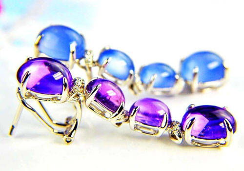 彩色寶石首飾保養(yǎng)全攻略 保值增值的電子商務(wù)珠寶零售指南