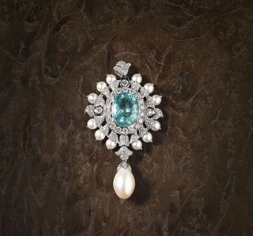 2017西泠春拍 西泠印社首屆璀璨珠寶與翡翠首飾專場(chǎng)精賞與電子商務(wù)珠寶零售的融合